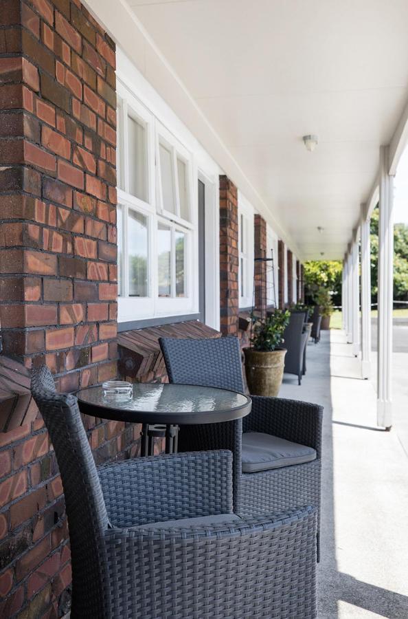 Colonial Court Motor Inn Tauranga Exterior photo